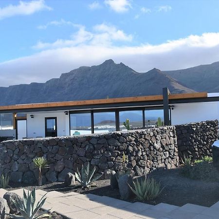 La Belle Vie Villa Famara Dış mekan fotoğraf
