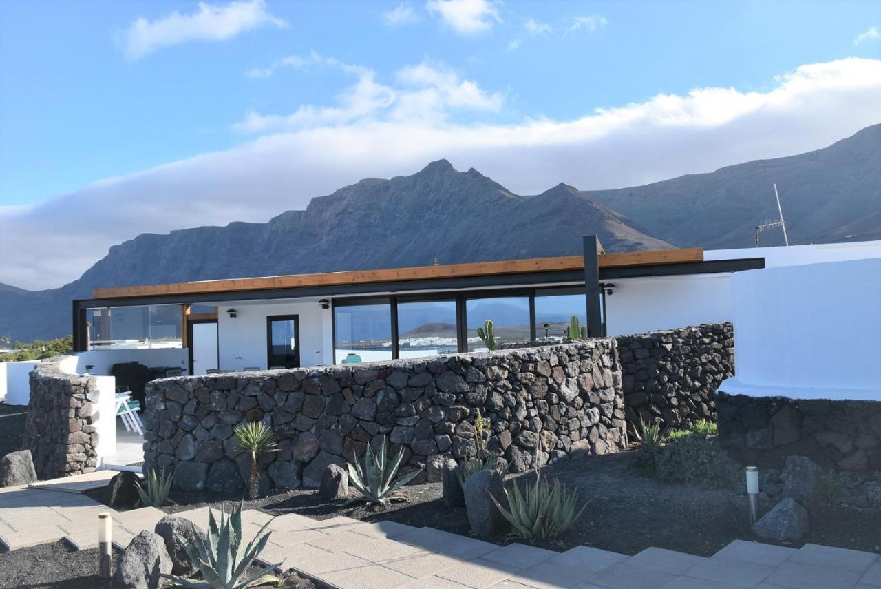 La Belle Vie Villa Famara Dış mekan fotoğraf