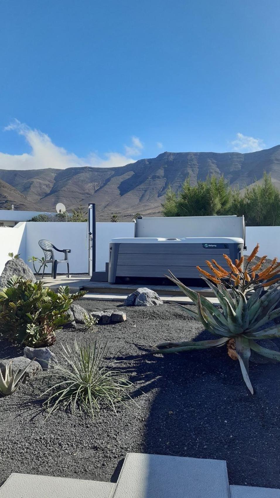 La Belle Vie Villa Famara Dış mekan fotoğraf