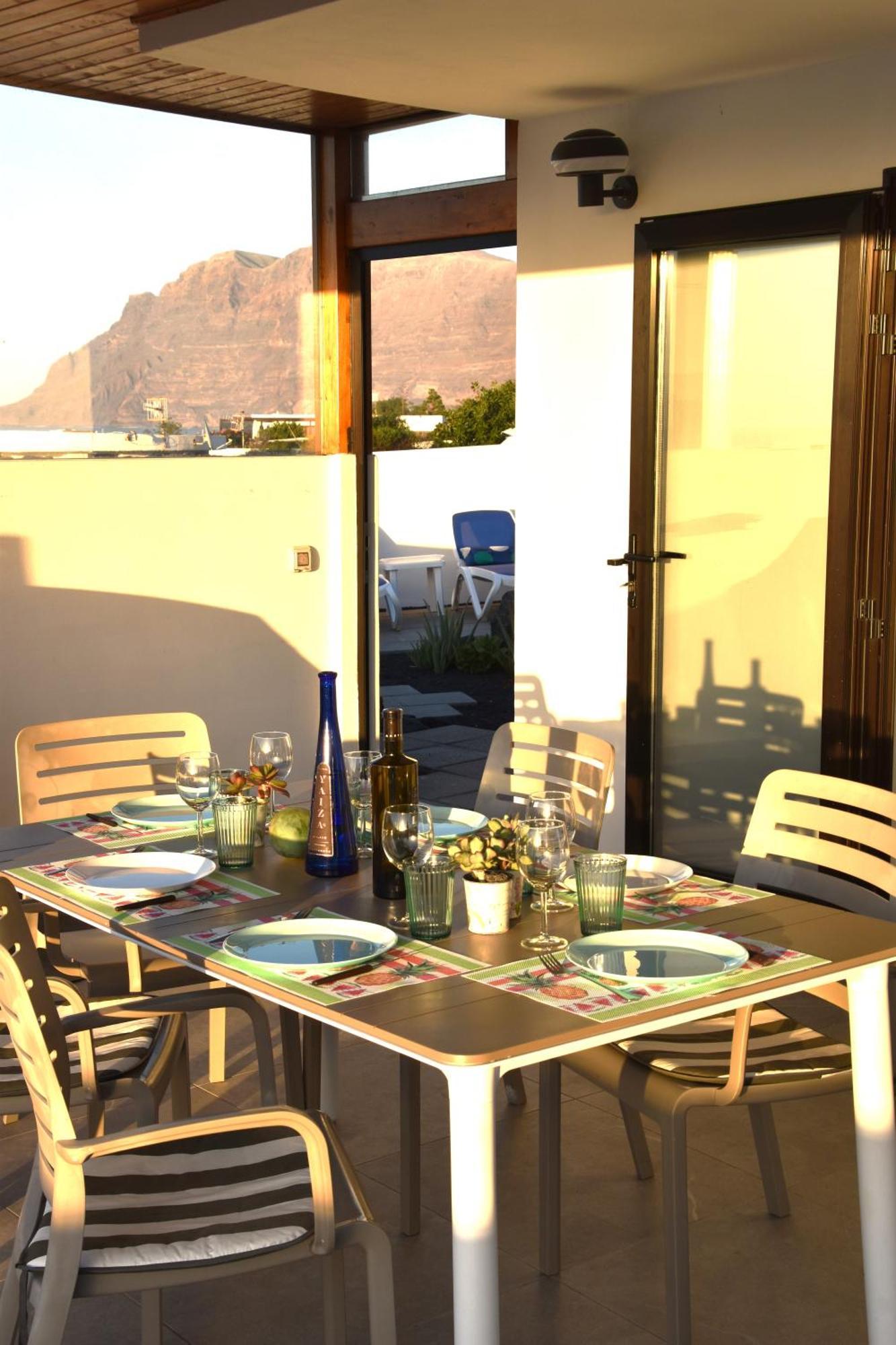 La Belle Vie Villa Famara Dış mekan fotoğraf